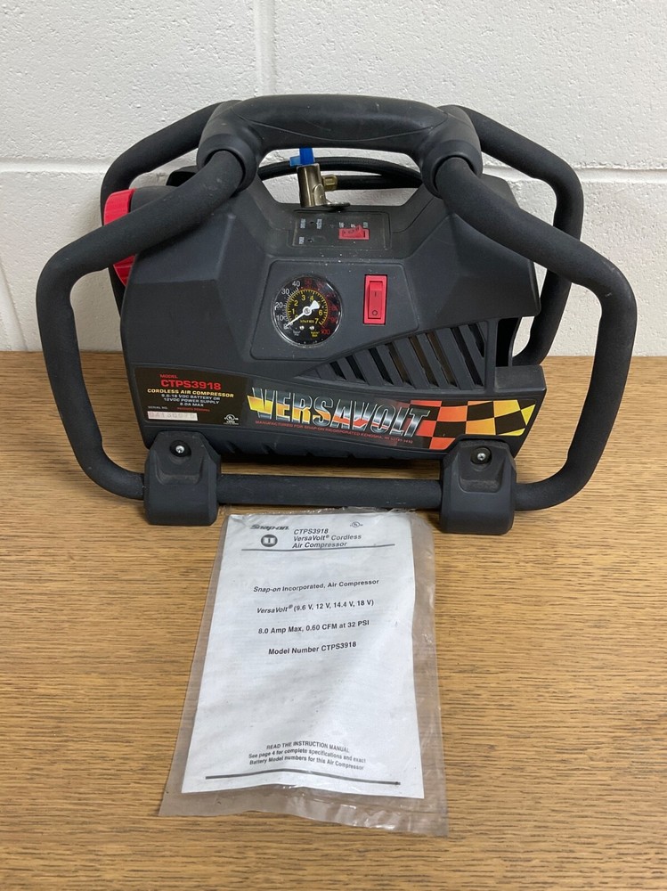 Snap-On Versavolt Model CTPS3918 Cordless Air Compressor & Case & Light