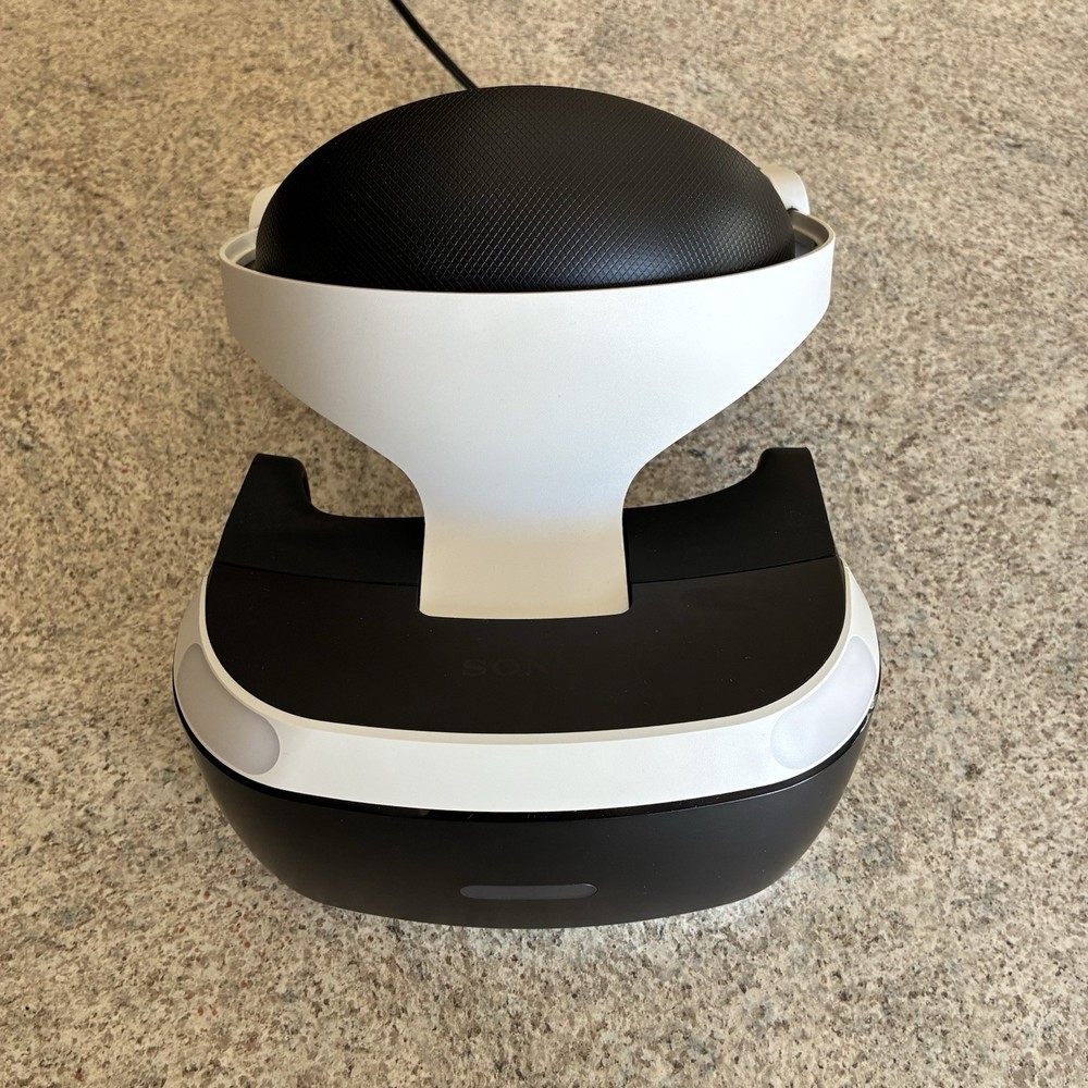 Sony PlayStation VR PSVR (PS4) CUH-ZVR2 Headset/Controllers/Camera Bundle