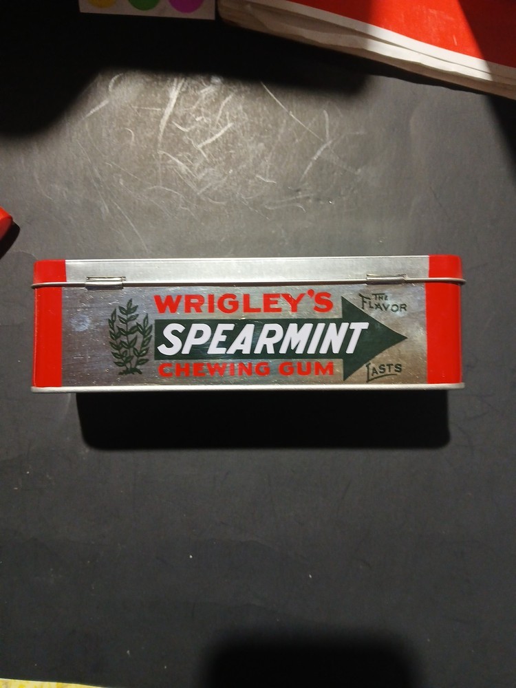 EMPTY Spearmint TIN WITH HINGED LID!