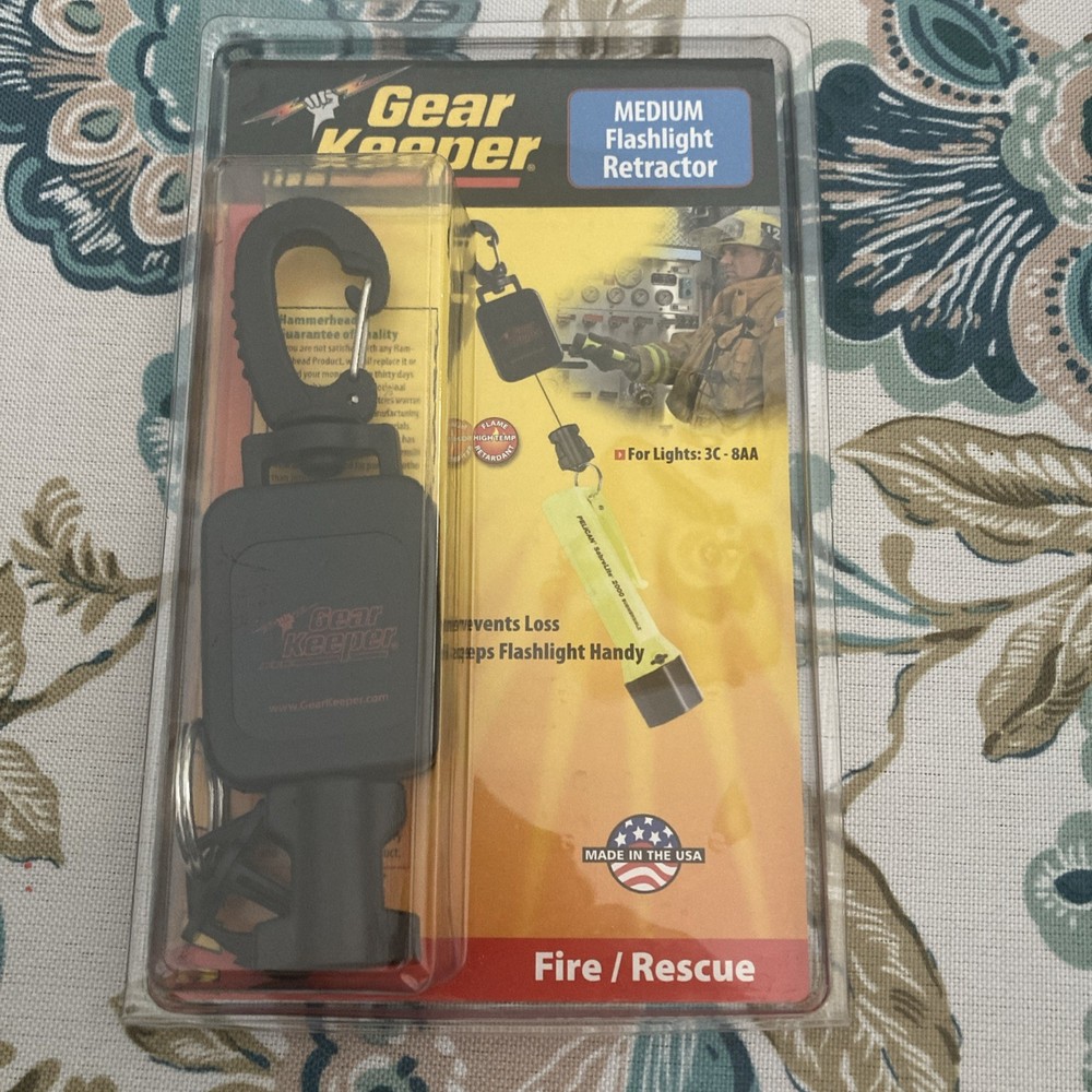 Gear Keeper Medium Fire Rescue Flashlight Retractor 3C-8AA