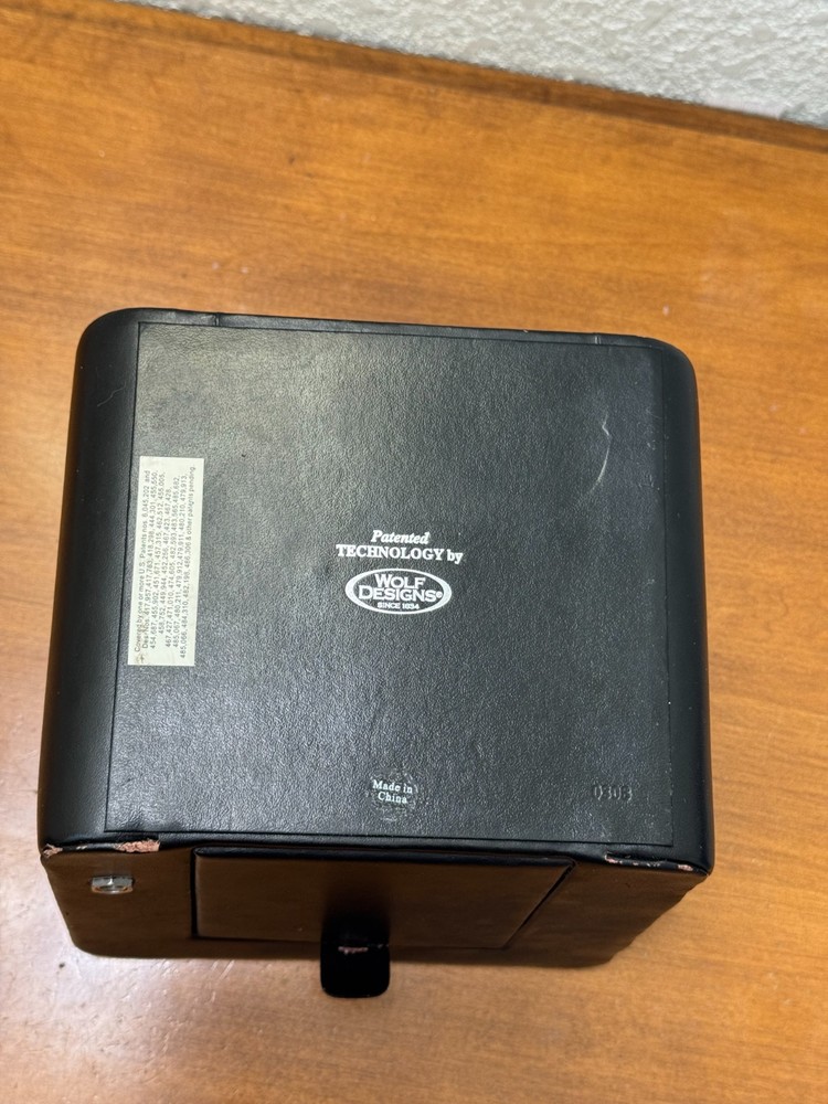 Wolf Designs Single Watch Winder Module 1.5, fully working, fair.