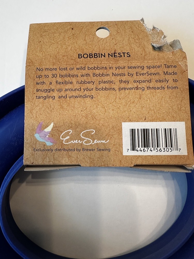 Bobbin Nest Bobbin Holder Blue EVERSEWN