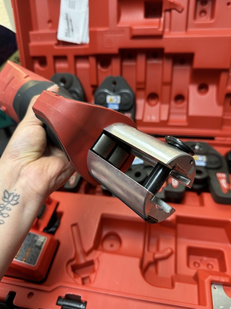 Milwaukee 2922-22 M18 Force Logic Press Tool