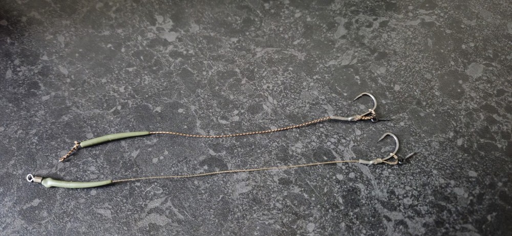 5 or 10 Slip 'D' Carp Rigs Presented on Rig Board Braid Coated Multiple Options!