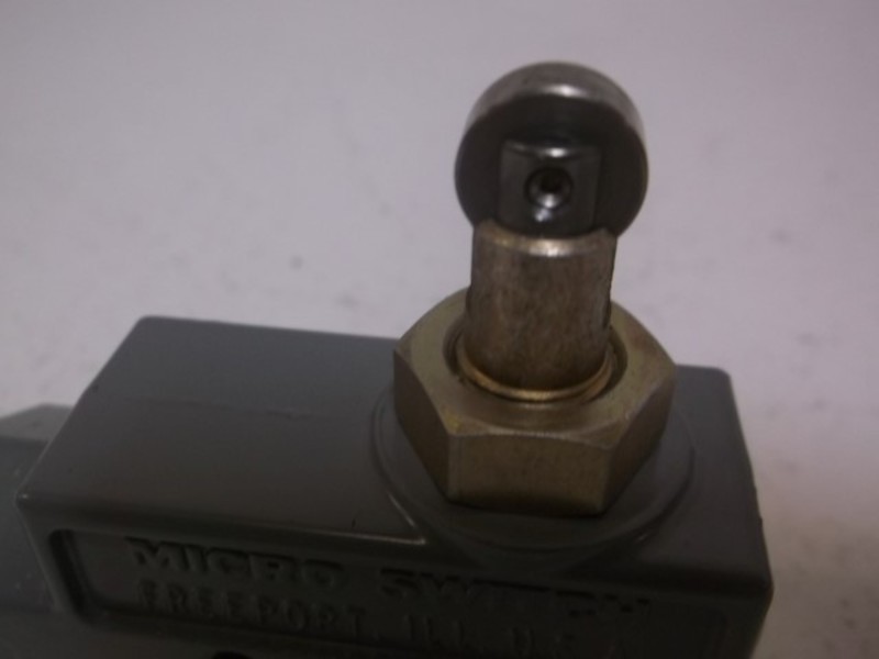 MICRO SWITCH BZE6-7RQ8 LIMIT SWITCH NSNP