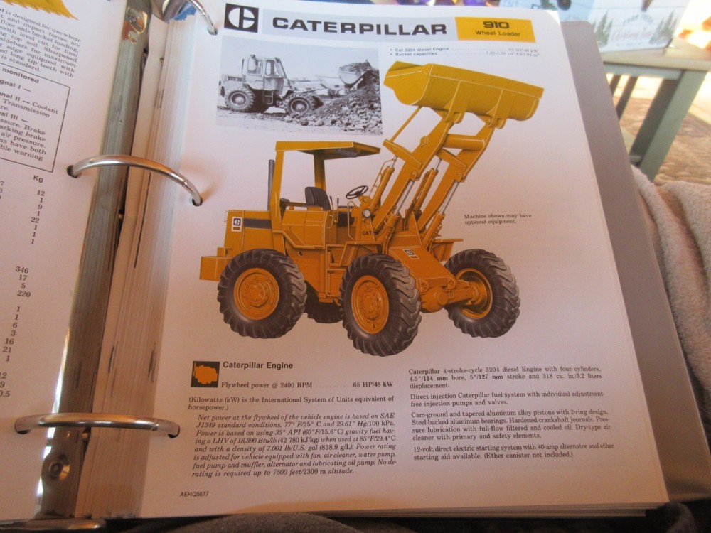 Caterpillar 910 Wheel Loader Brochure 6 page