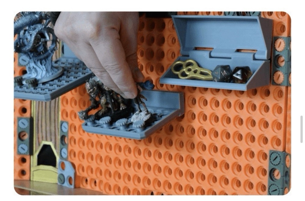 The Twistlock Customizable DM Screen Edition