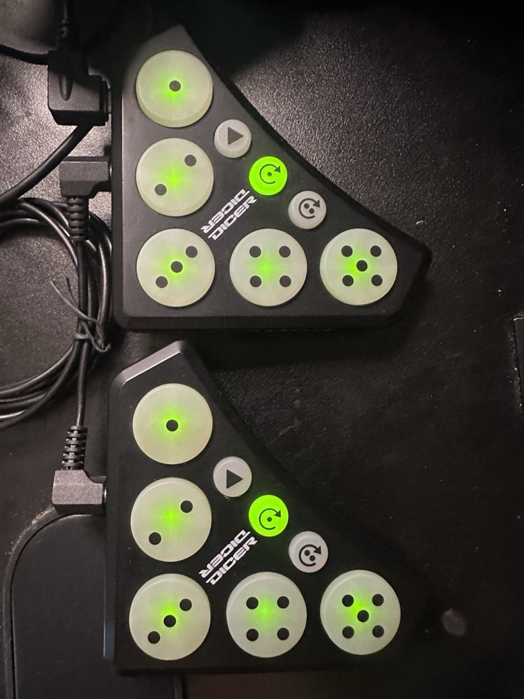 Novation Dicer Cue Point & Looping Control USB Powered DJ Controller w/Box