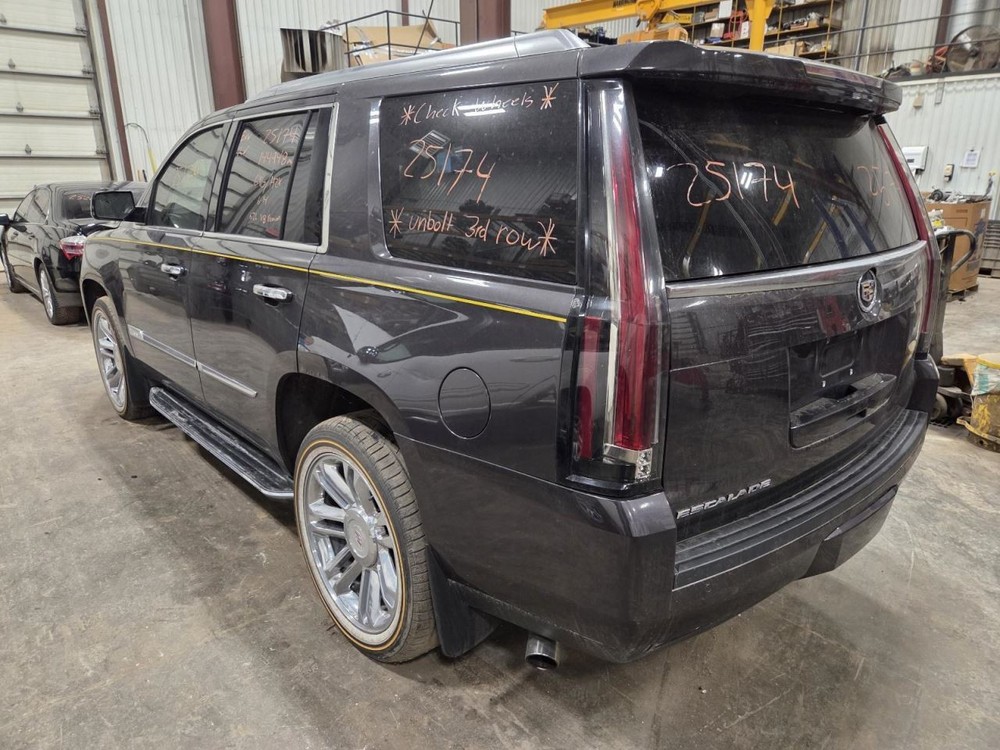 Radiator Core Support Fits 15-20 ESCALADE 1553036