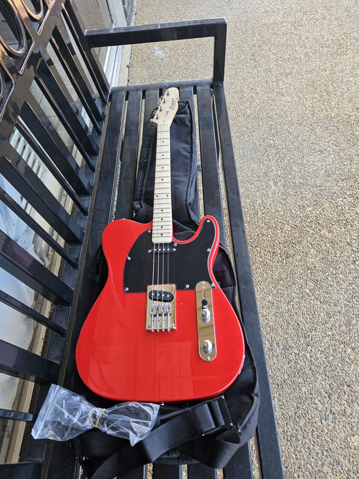 GREAT PLAYING NEW RED TELE-STYLE TENOR 4 STRING ELECTRIC GUITAR W/ GIG BAG