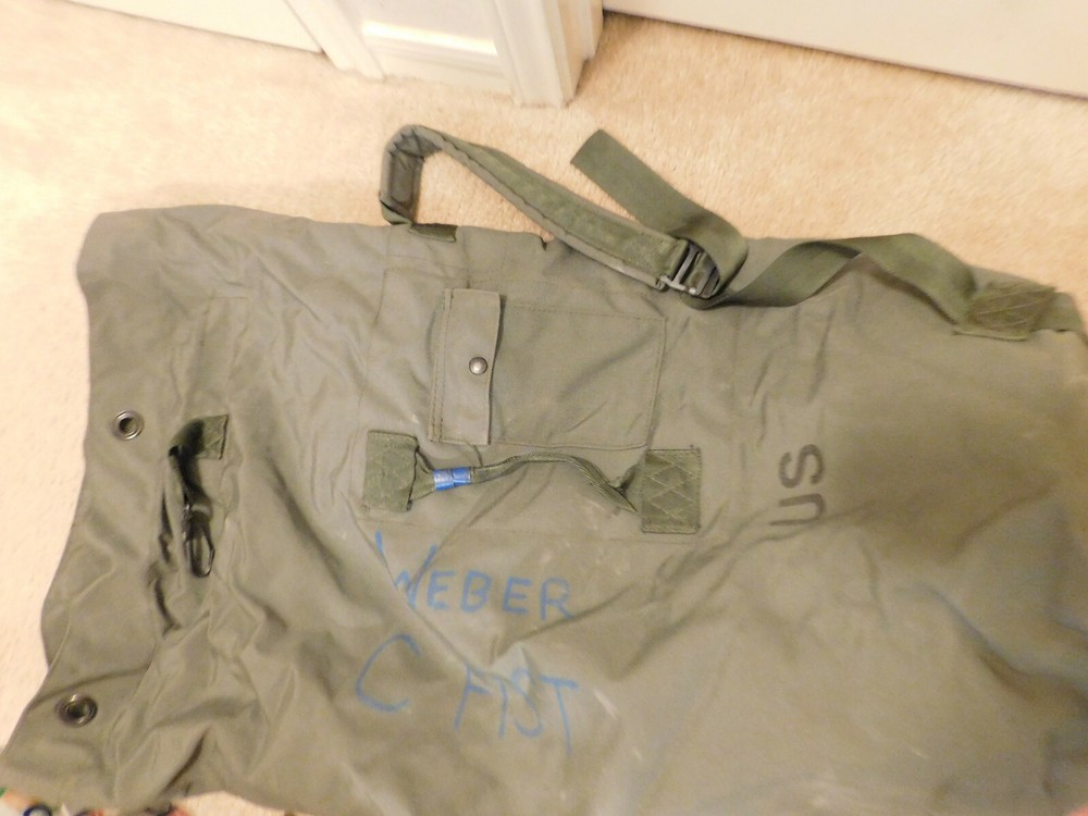 US ARMY NYLON HEAVY DUTY DUFFEL BAG