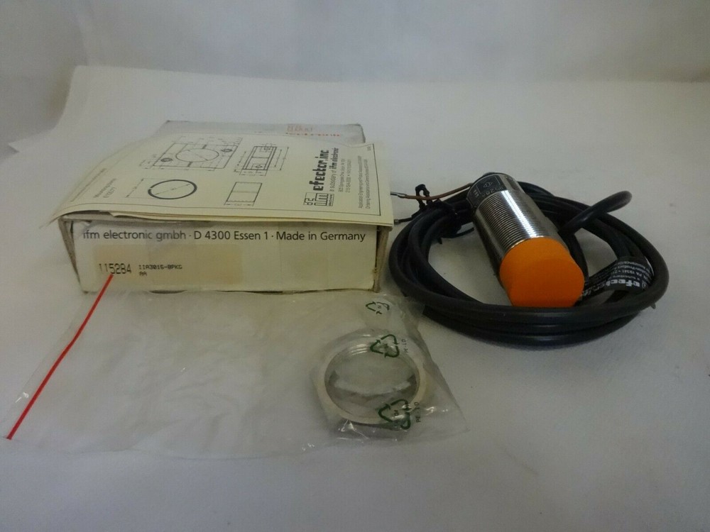 IFM II5284 Proximity Switch 10...36 DC New #