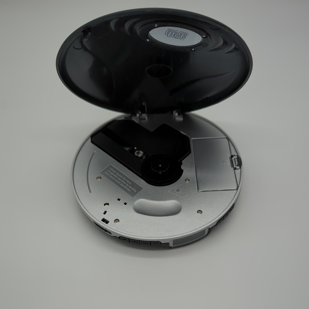 Memorex MD6451BLK Portable CD player W/ Anti-Skip Buffer - Tested Working