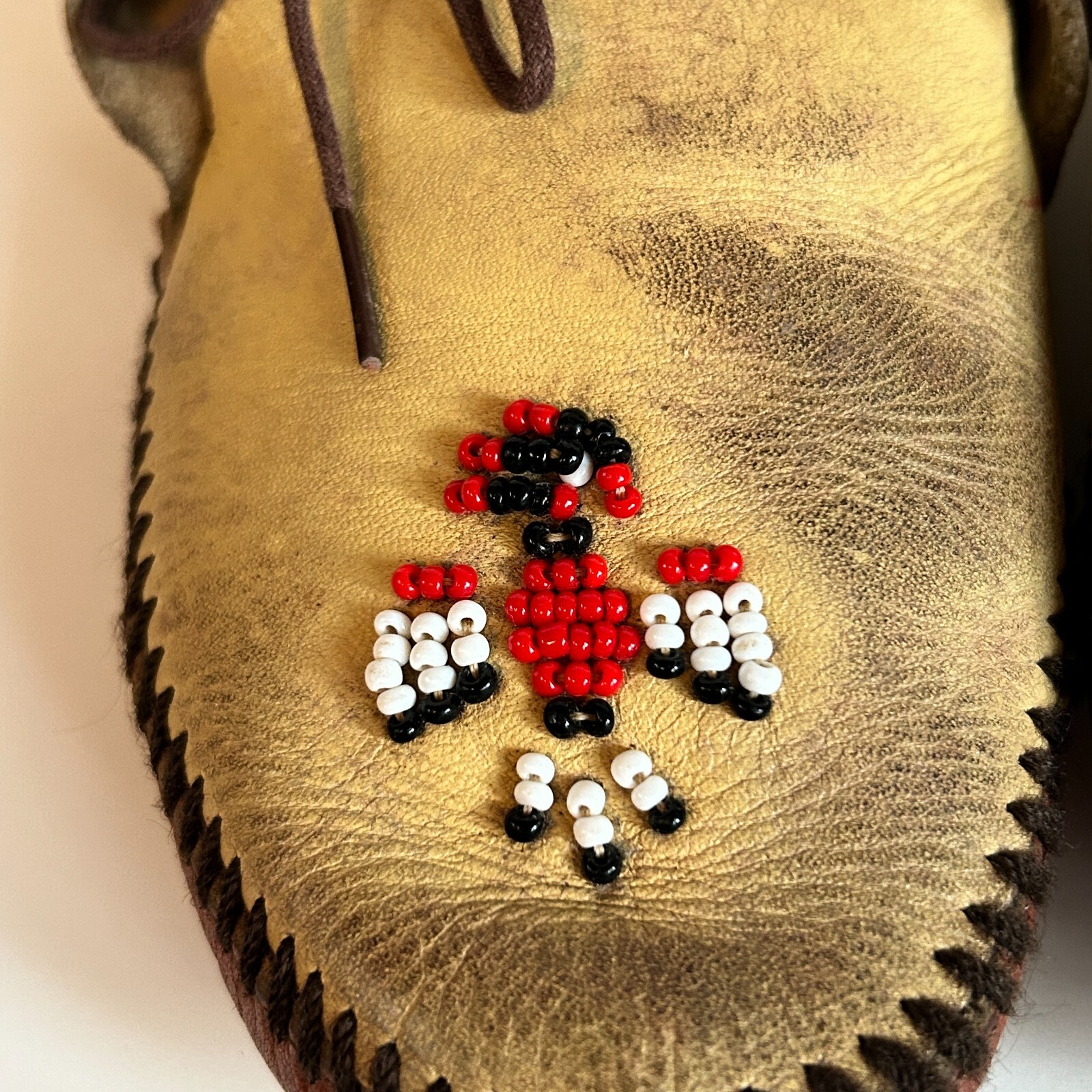 Vintage 8" BEADED Thunder Bird LEATHER NATIVE AMERICAN INDIAN MOCCASINS BOOTIES