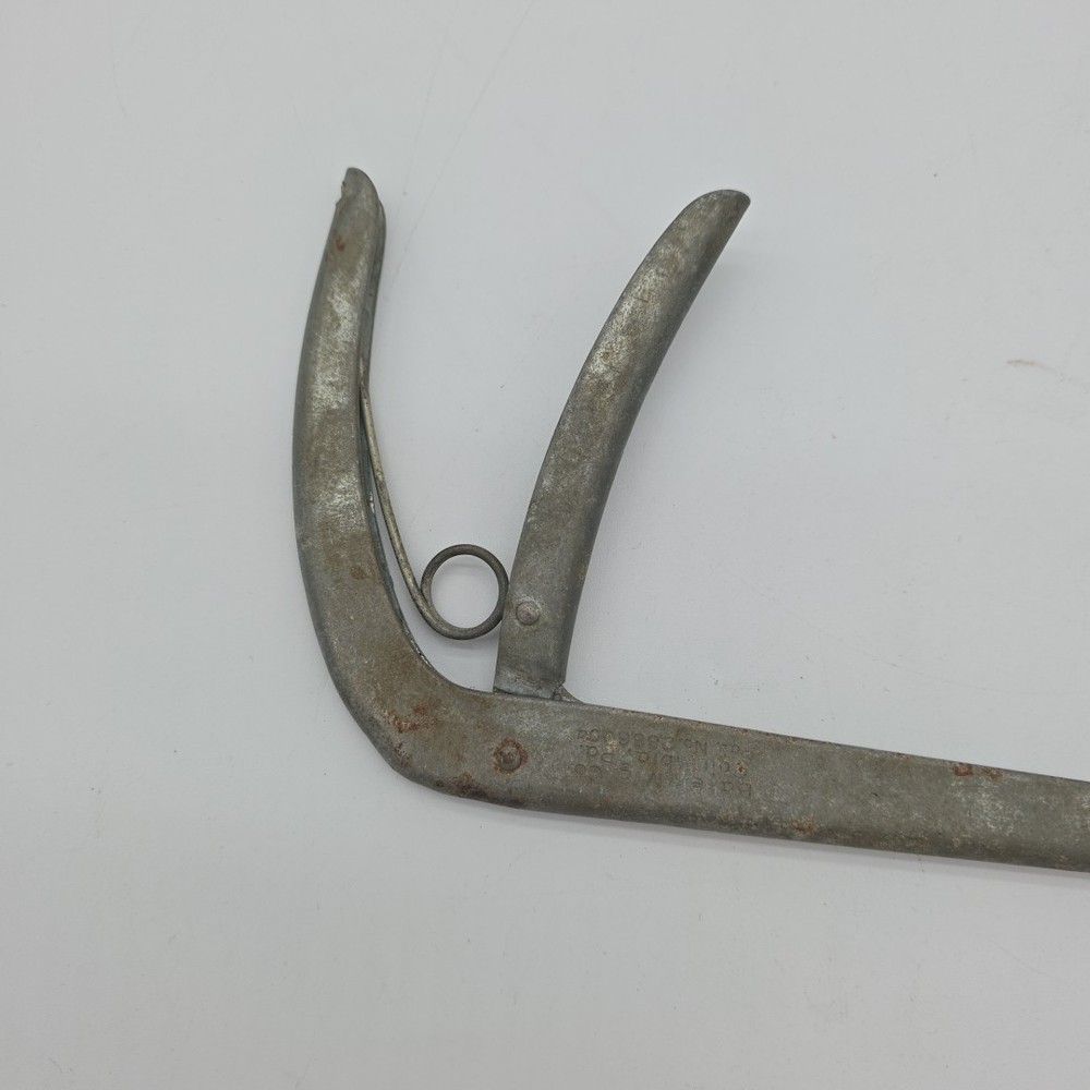 Baker Mfg. Co HookOut Fish Hook Removal Tool Vintage
