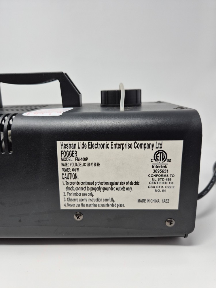 Fog Machine Screamer 400 Watts Black / Good Condition Missing Remote Controller