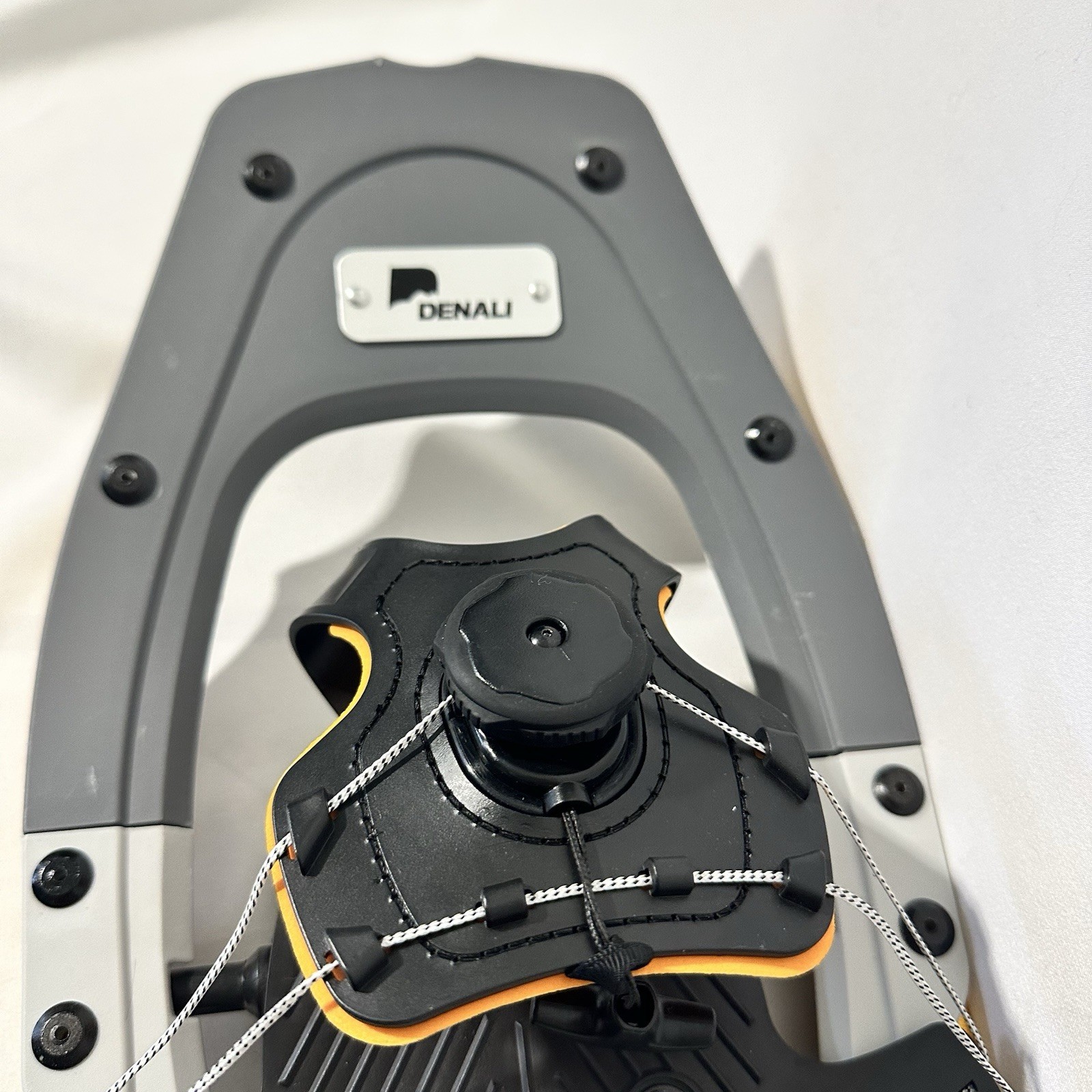 Denali Sawtooth Spin Snowshoes 8x21 | Trail Hiking Set w/ Poles & Bag 150 lb