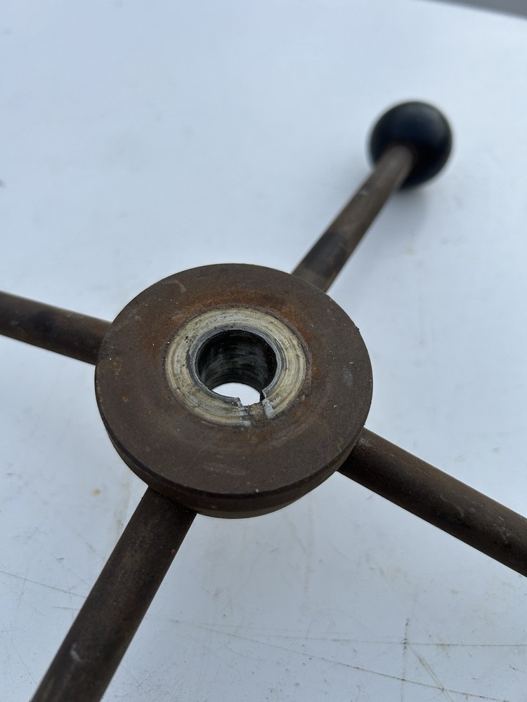 Walker Turner 900 / 1200 Series Drill Press Down Handle Knobs Rods 5/8 Bore Good
