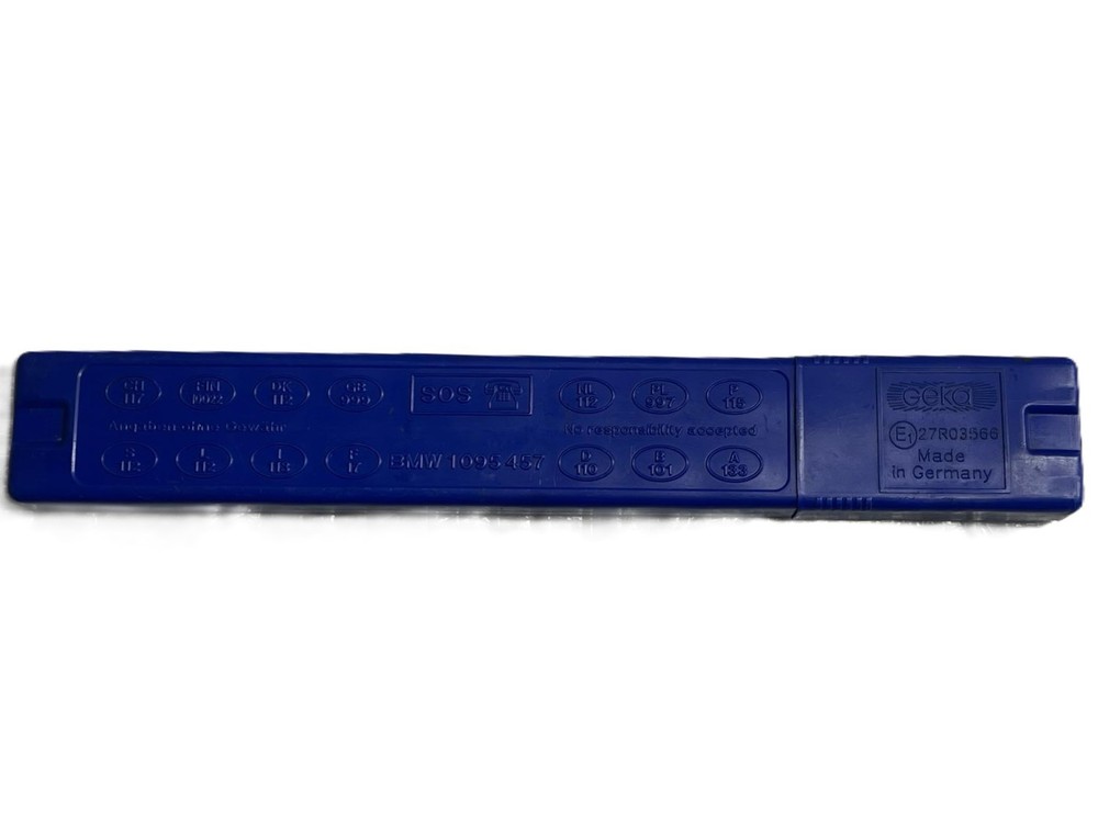 BMW 320i E92 HAZARD WARNING TRIANGLE E127R03566 1095457