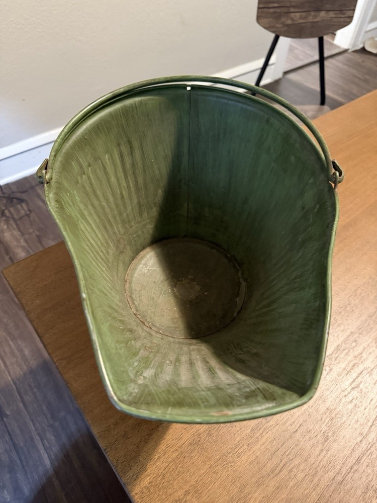 Vintage E Pluribus Unum Coal Bucket