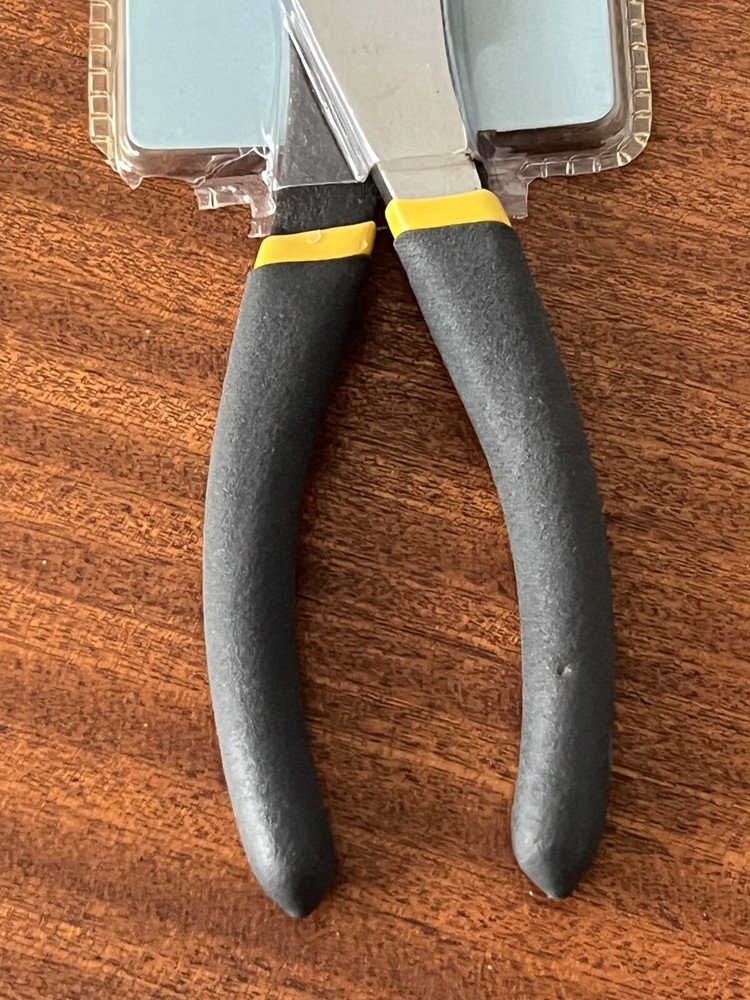 IDEAL Diagonal Cutting Pliers -- 35-1069 -- Excellent Condition