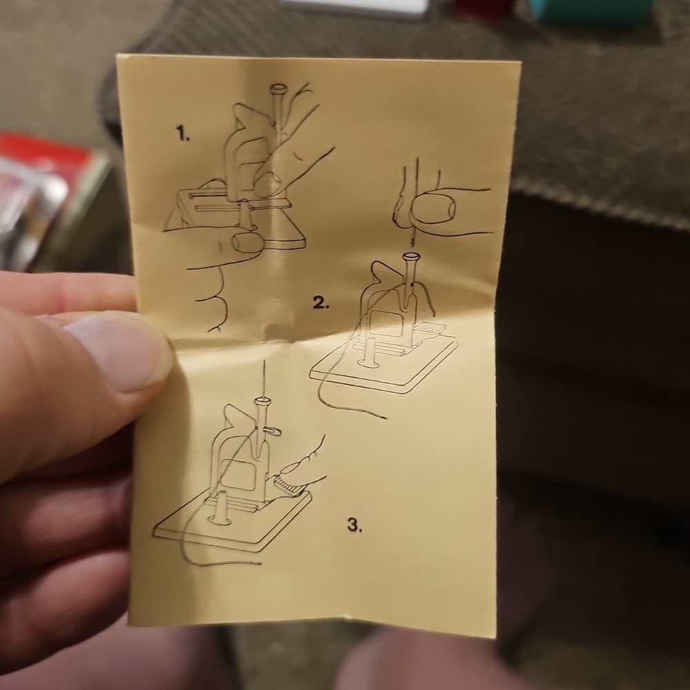 Vintage Witch Automatic Needle Threader w/ lnstructions & Original Box Germany