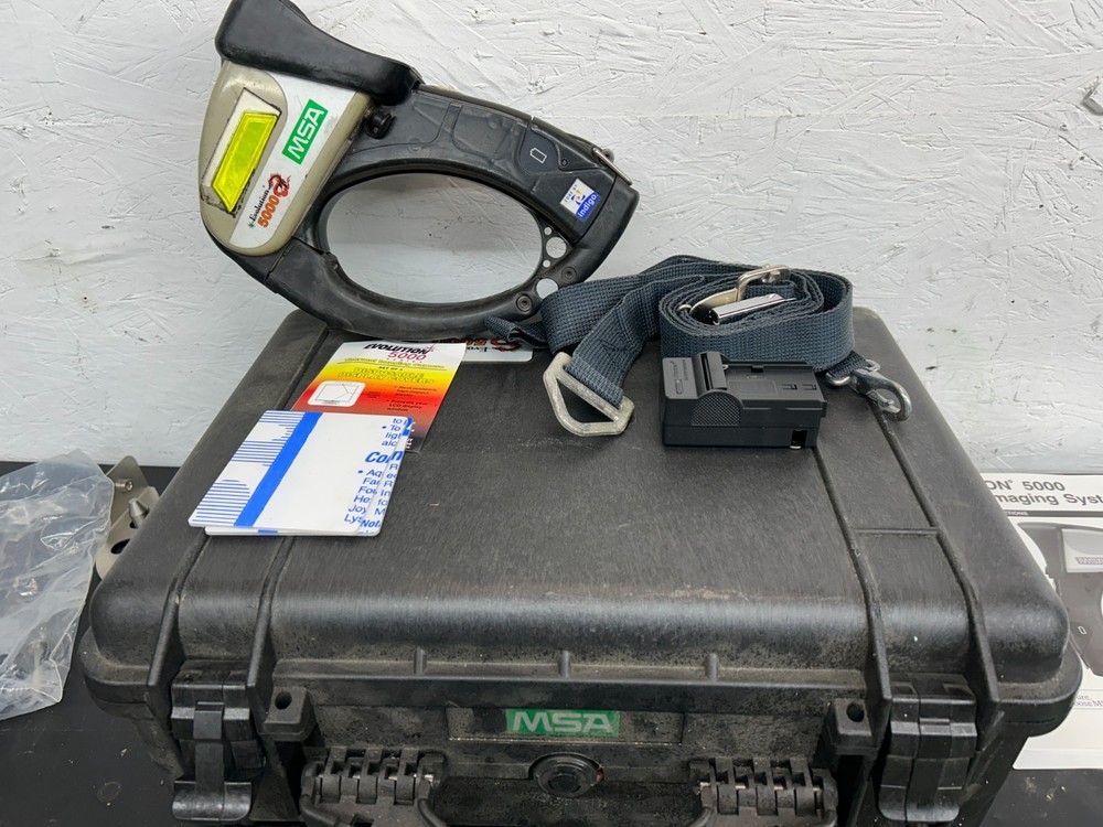 MSA Evolution 5000 Hand-Held Thermal Imaging Camera With Case And Accessories