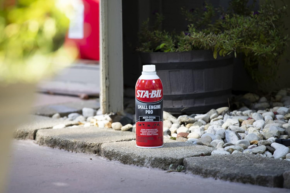 Small Engine Pro Multi-System Additive - Protects against Ethanol 16 oz, Red