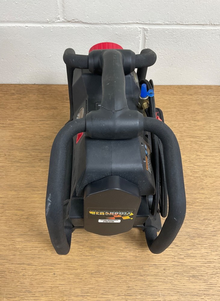 Snap-On Versavolt Model CTPS3918 Cordless Air Compressor & Case & Light