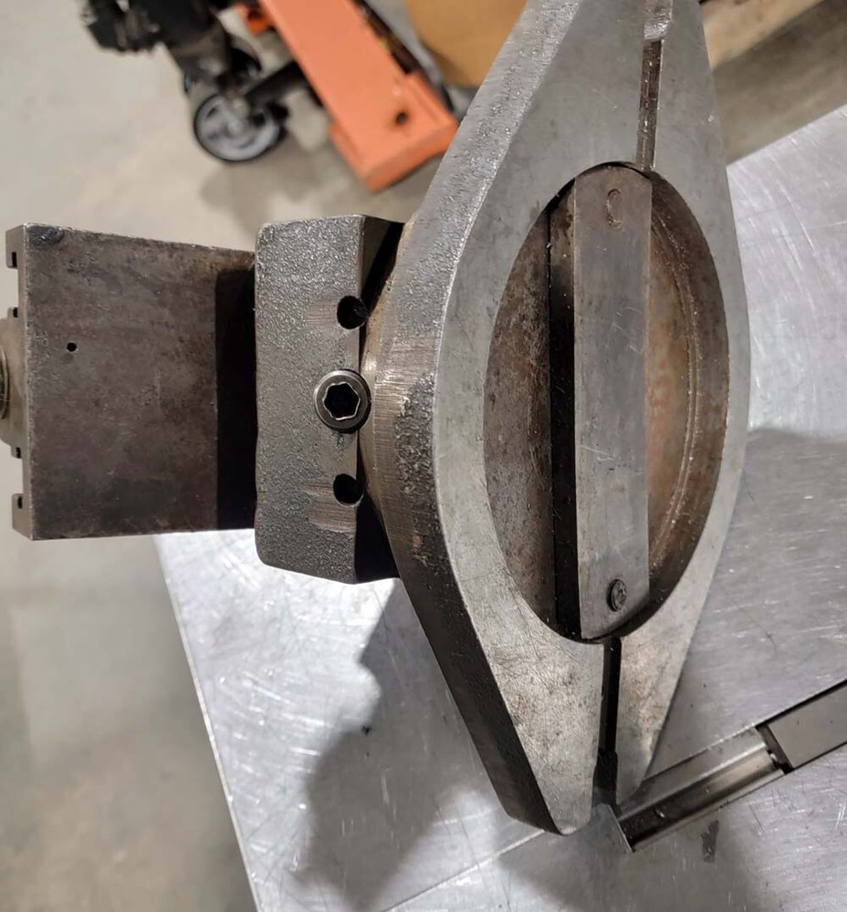 Angle Vise no name Jaw width 4" Opening 4", Inv 45498