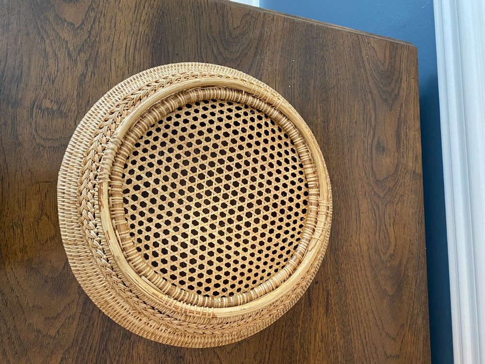 11 inch round basket rattan/wicker