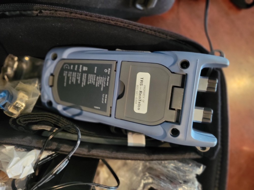 EXFO FPM-600 Power Meter & FLS-600 Handheld Light Source Set