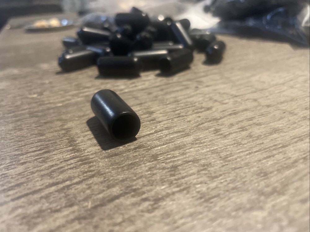 3/8 Rubber Hose End Cap Screw Thread Protector Cover Black 50pc