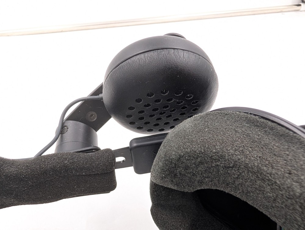 HTC Vive Virtual Reality Replacement Headset Only (260094)