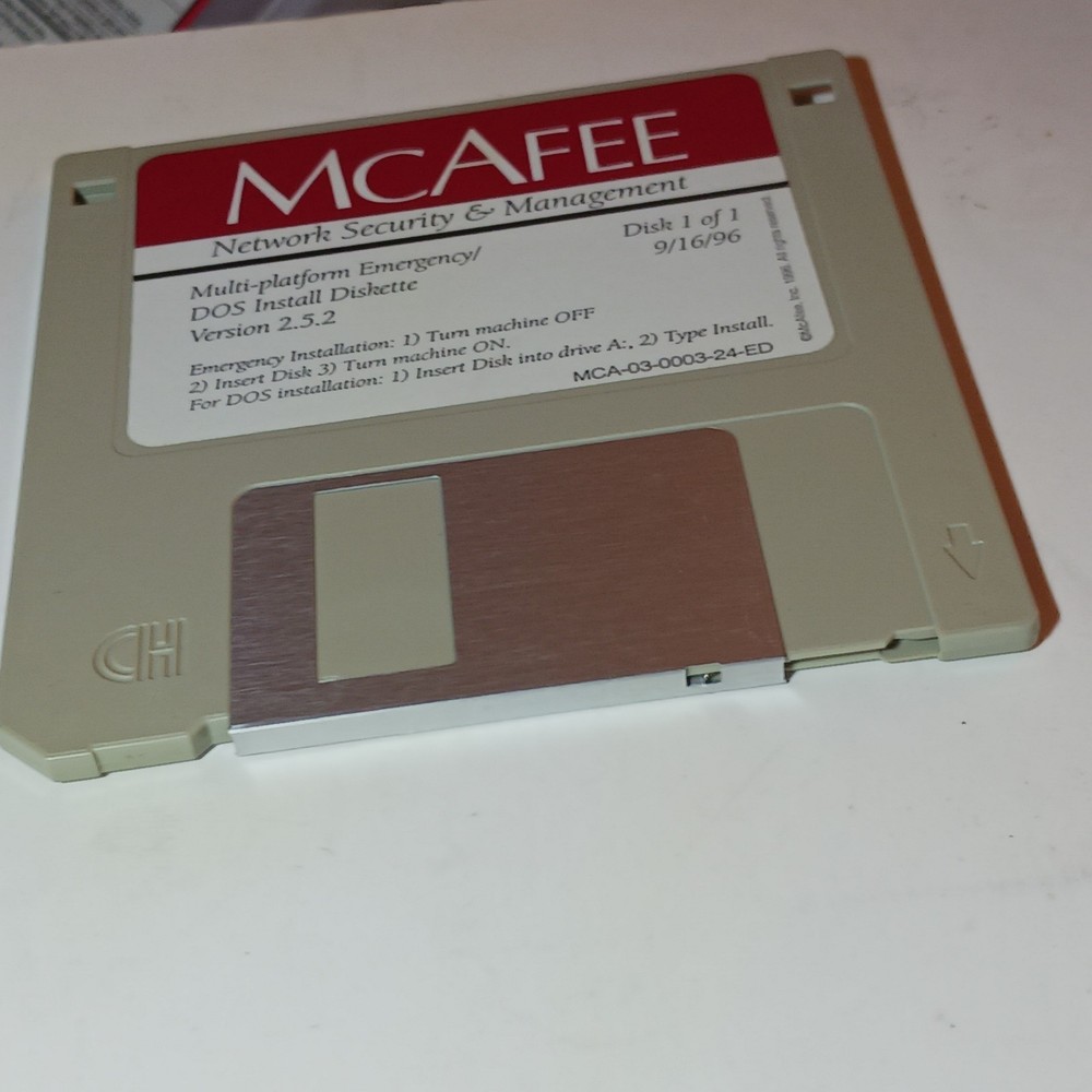 3.5" Floppy Disk McAfee DOS Install Diskette Version 2.5.2 Vtg Computing 1996
