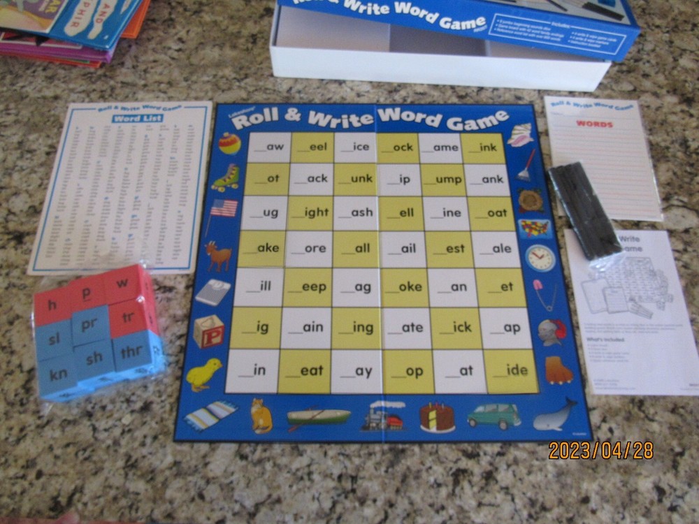 Lakeshore Learning- Roll & Write Word Game-Jumbo Dice-Word Building-2000