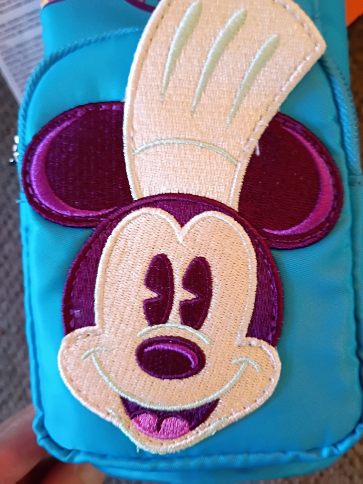 2025 Disney Parks Lug Bottle Holder Crossbody Bag DCA Food & Wine Mickey NWT