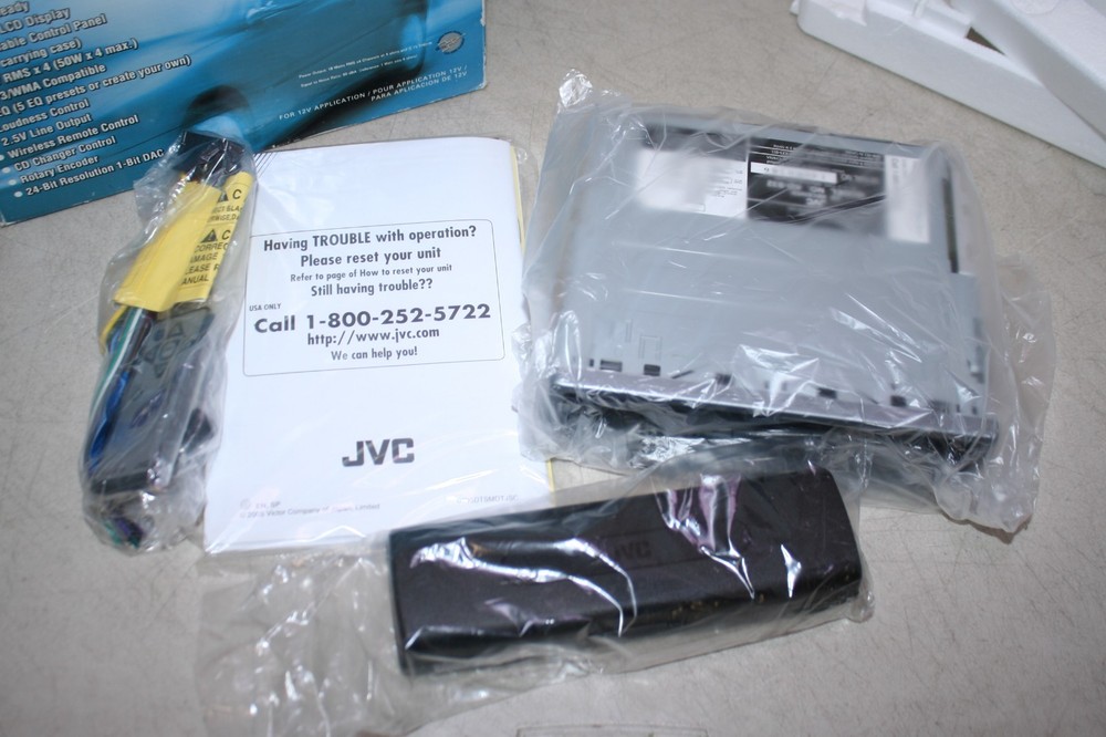 JVC KD-S32 CD Receiver Sirius Ready- Open Box