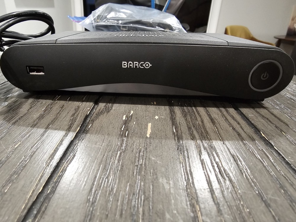 Barco CS-100 | Small Meeting Room Standalone Wireless Presentation System