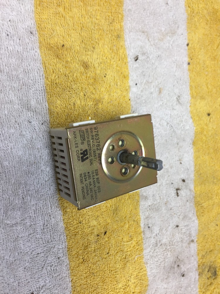 WP9763762  KITCHENAID RANGE SURFACE SWITCH  PART 9763762 free shipping