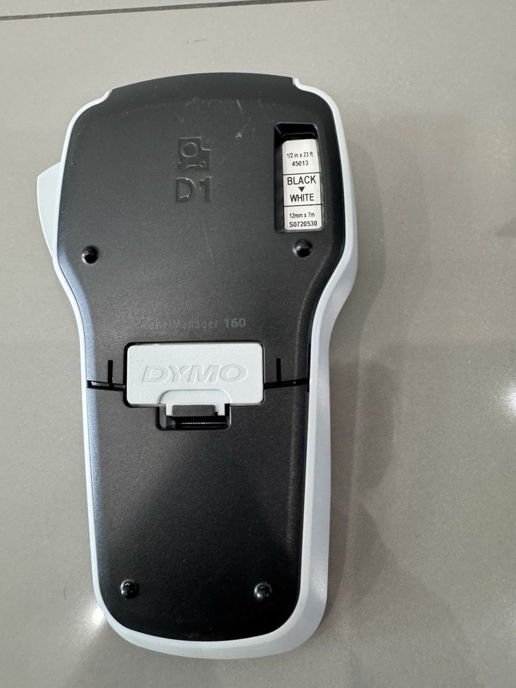 Dymo D1 Label Manager 160 Label Printer & Label Roll Excellent Condition