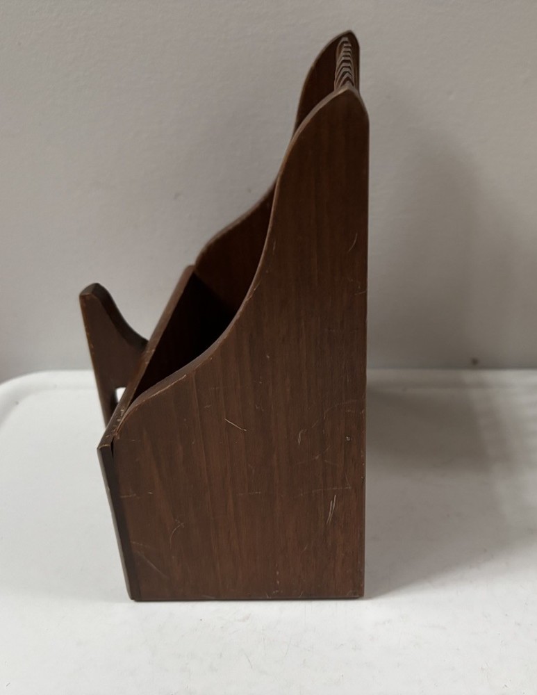 Wood Cranberry Primitive Harvest Scoop Cape Cod Model