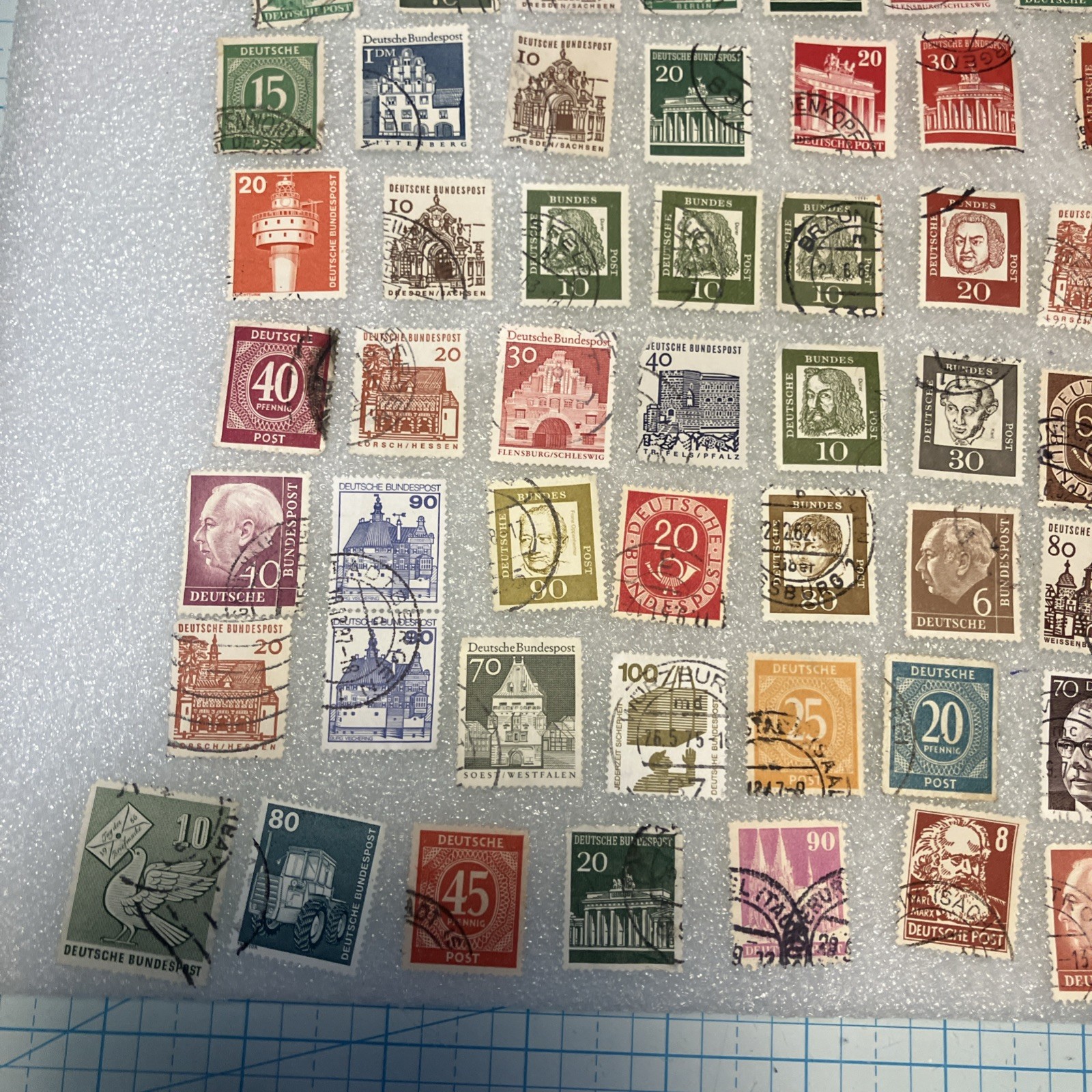 55 USED/Cancel Small West Germany Deutsche Bundespost 1945-1985 Stamps. $1Ships.
