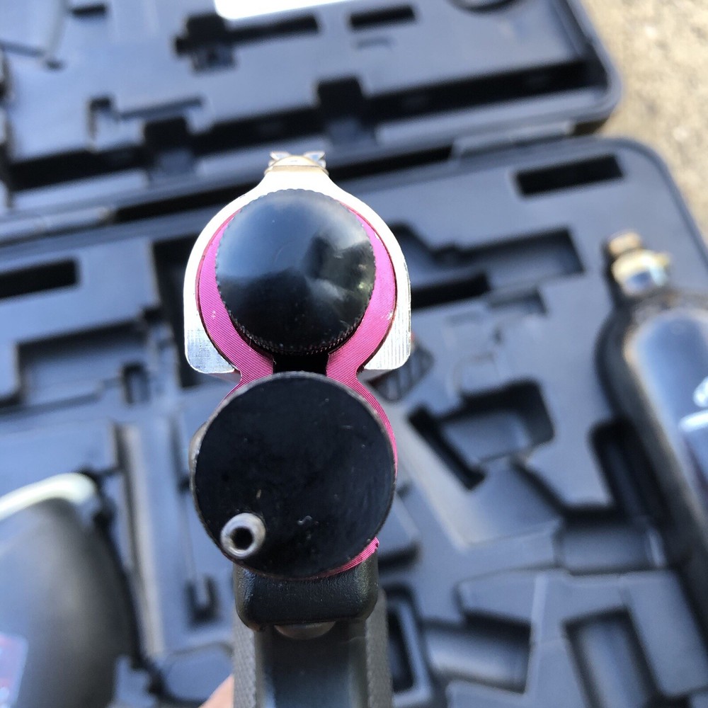 Bruizer Paintball Marker With Hard Case. No Barrel