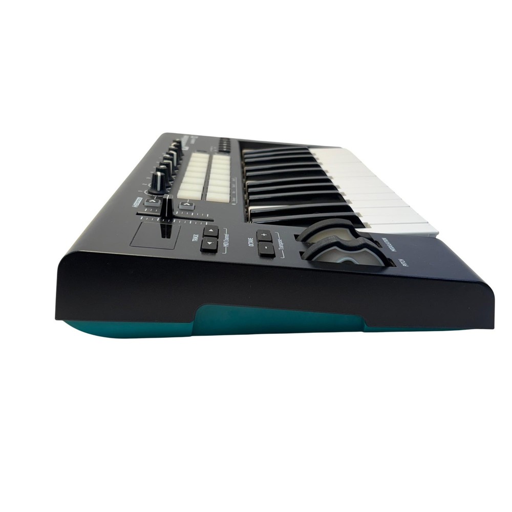 Novation Launchkey 25 MK2 USB MIDI Keyboard Controller AMS-LAUNCHKEY-25-MK2