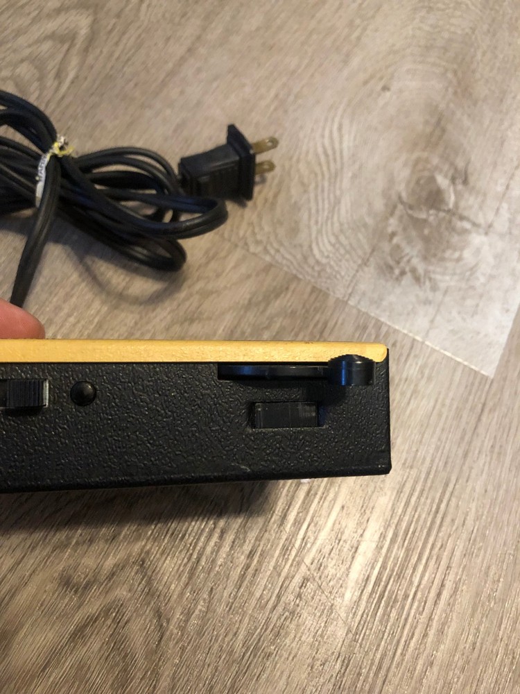 AHM Model 70277 HO Model RR Train Transformer Power Pack Control TESTED