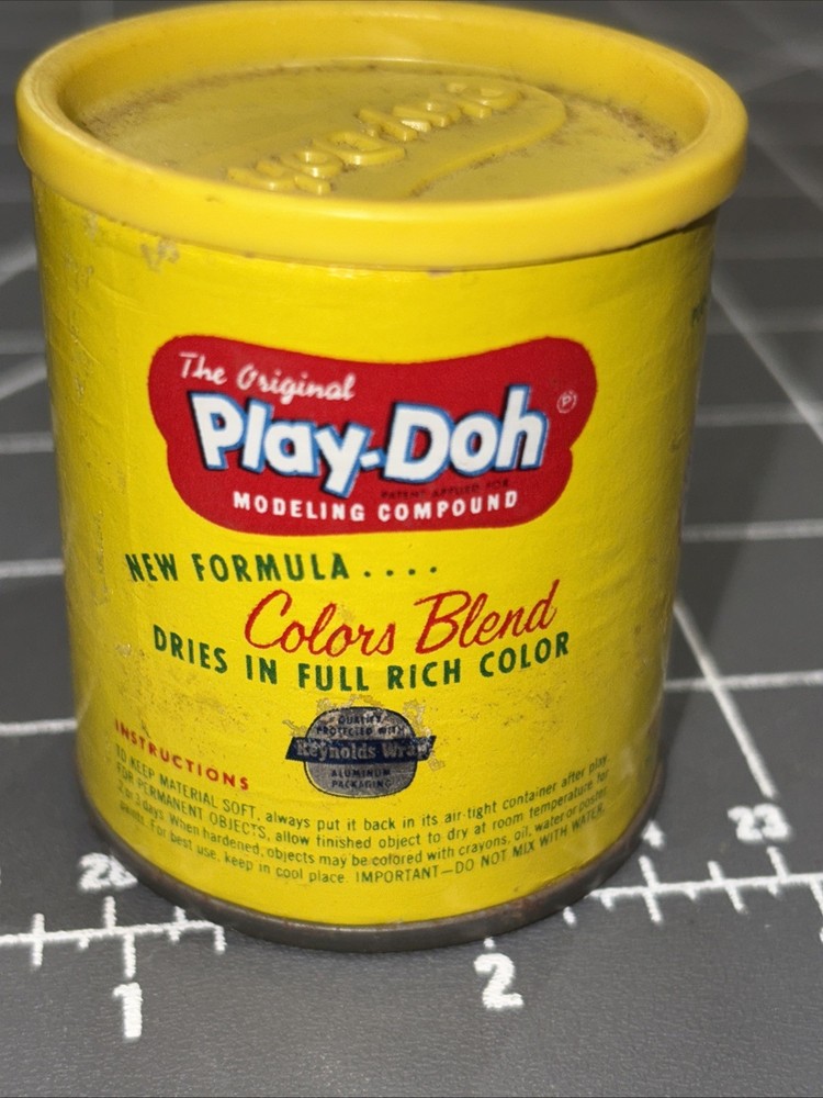 2 Original Play-Doh Vintage Empty 1962 2 Oz Cans