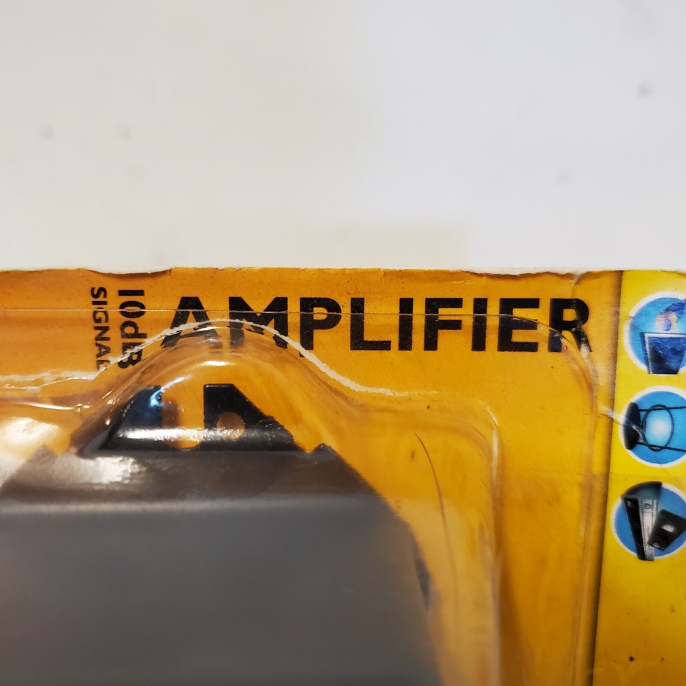 PHILLIPS 10 db 4-way output Distribution Amplifier Open Box NOS