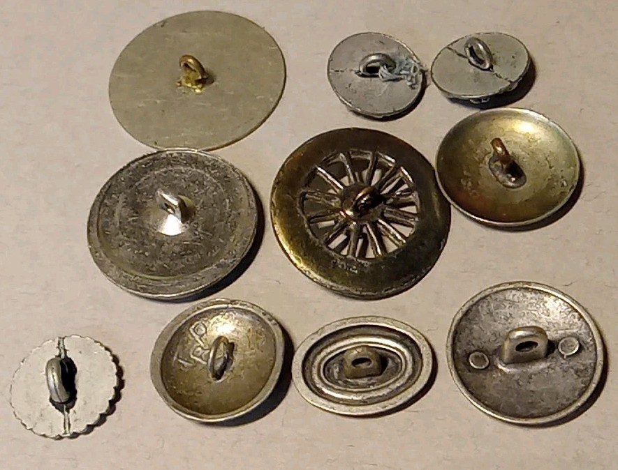 10 Metal Vintage Buttons