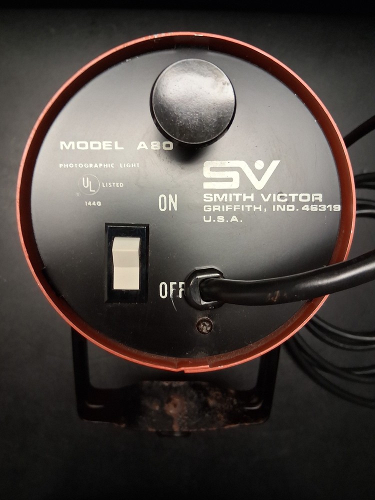Smith-Victor Photographic Light Model A80 w/Bulb
